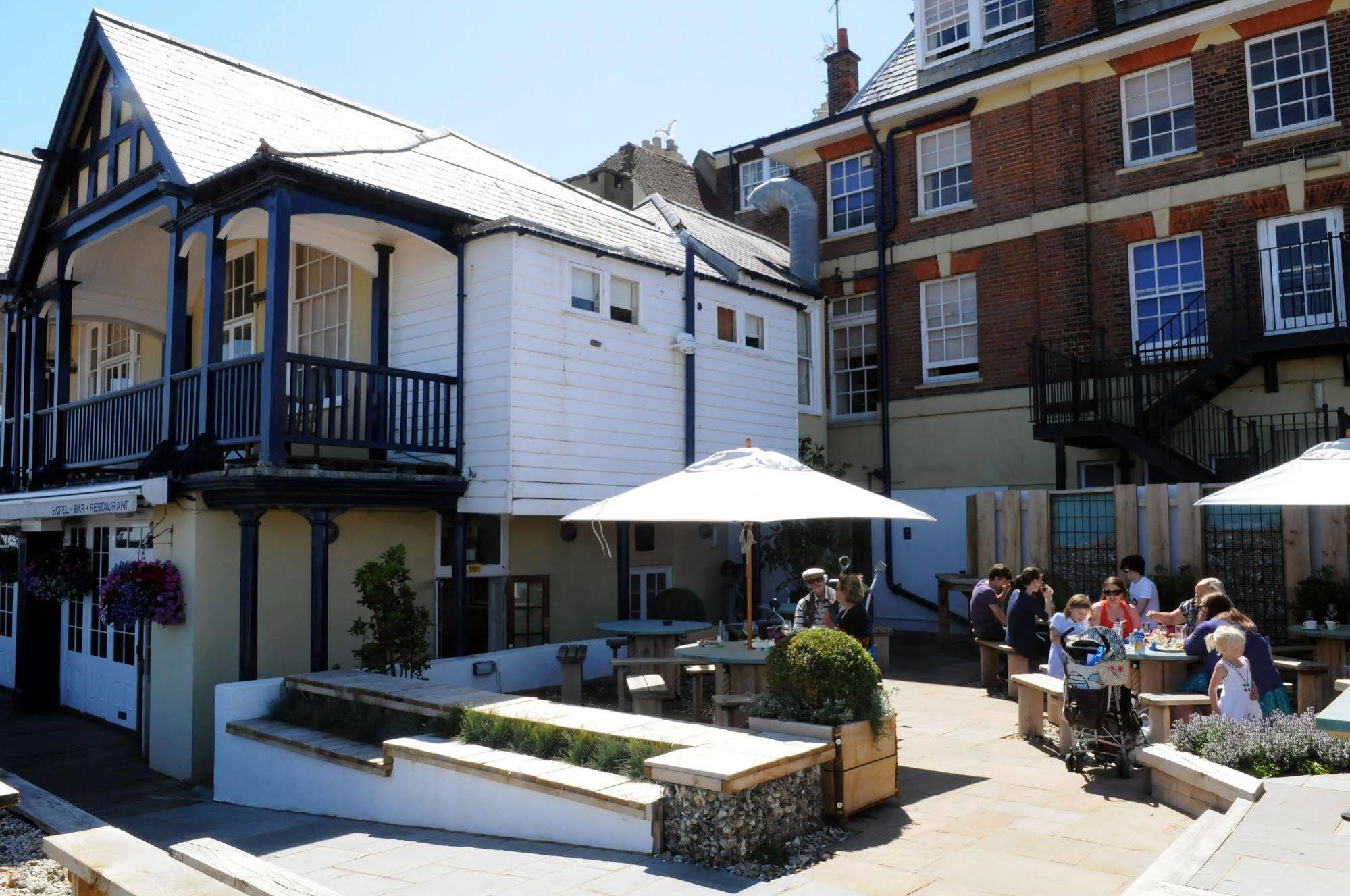 Royal Hotel 딜 외부 사진